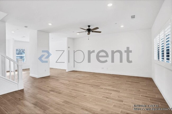 Building Photo - 823 Blue Oak Lane W