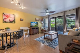 Building Photo - 679 S Kihei Rd