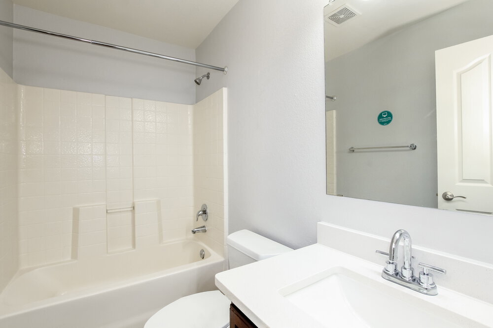 Building Photo - 14285 N Gil Balcome Ct