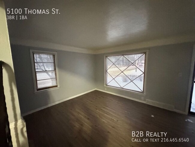 Building Photo - 5100 Thomas St