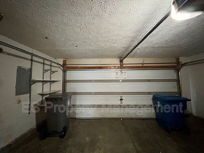 Building Photo - 6316 Long River Ln