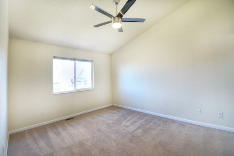 Building Photo - 7259 Coral Ridge Dr