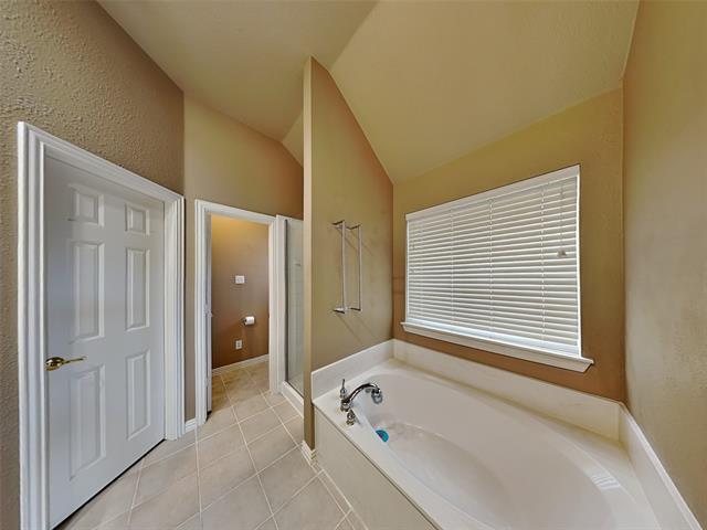 Building Photo - 5712 Sugar Maple Dr