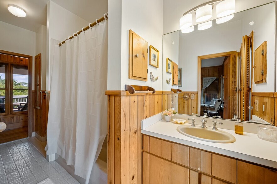 Building Photo - 931 Debordieu Blvd