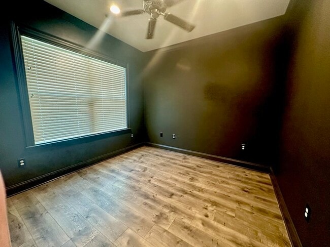 Building Photo - 65 Laurel Oaks Dr