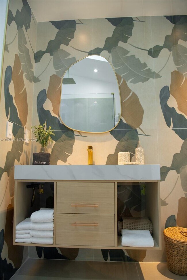 Building Photo - 1010 Joyce Ct