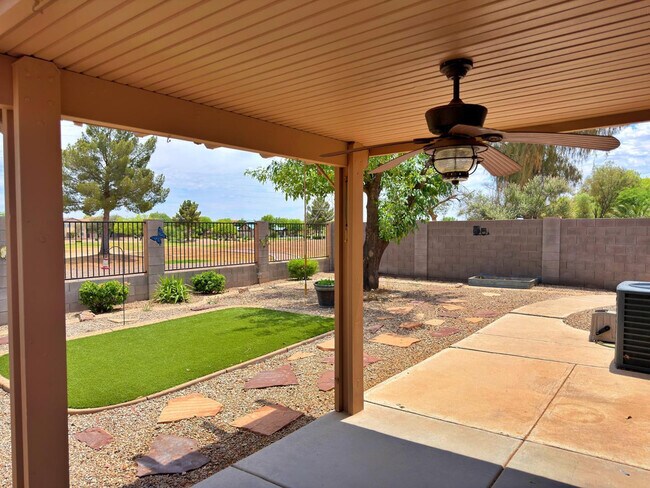 Building Photo - 30479 N Bareback Trail