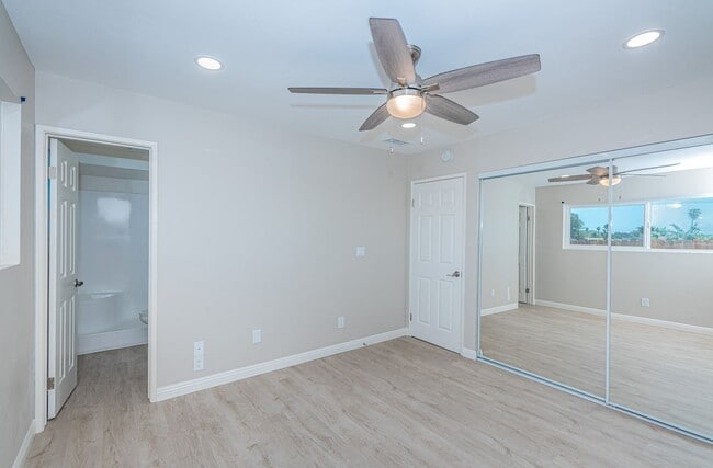 Building Photo - Modern Renovated 4BR Home in Oceanside – P...