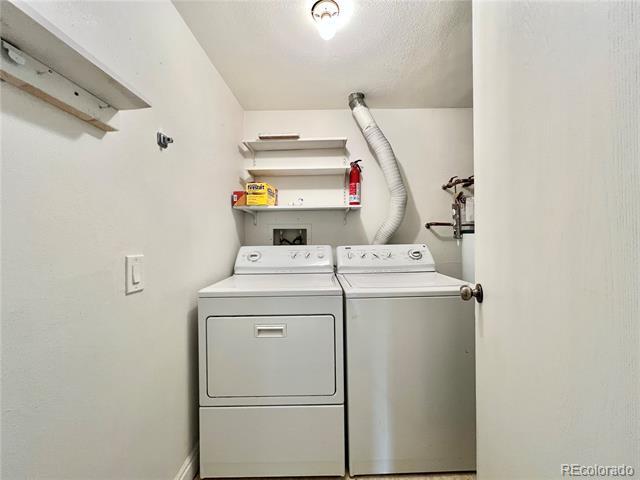Building Photo - 6420 S Dayton St