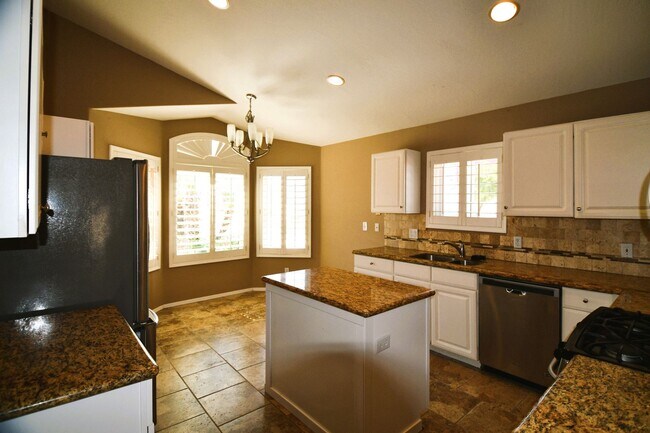 Building Photo - Resort Style Palm Valley Home With A Pool!