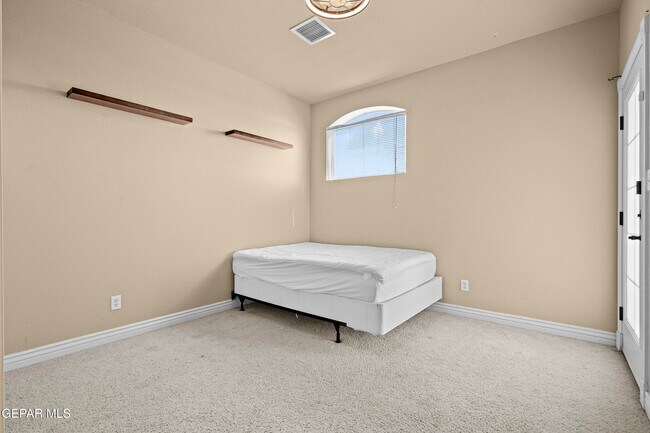 Building Photo - 11409 Pifas Nevarez Pl