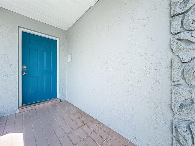 Building Photo - 7609 Winter Shade Dr