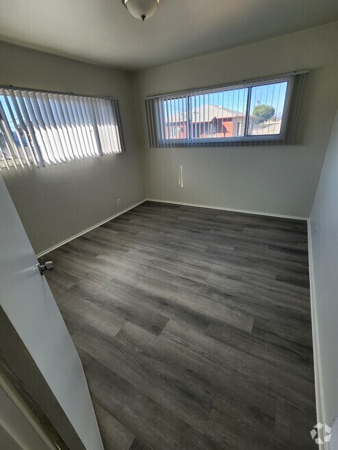 Building Photo - 7015 8th Ave