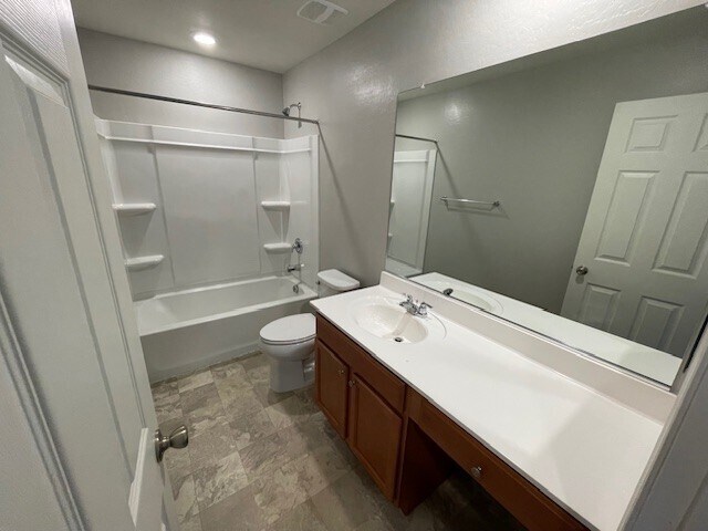 Building Photo - 40571 W Nicole Ct