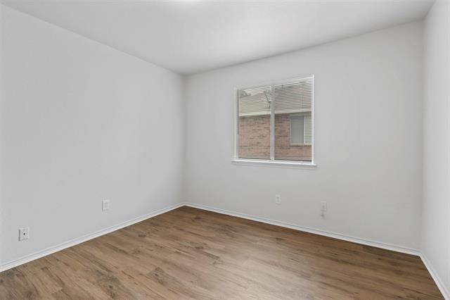 Building Photo - 2205 Lookout Ln