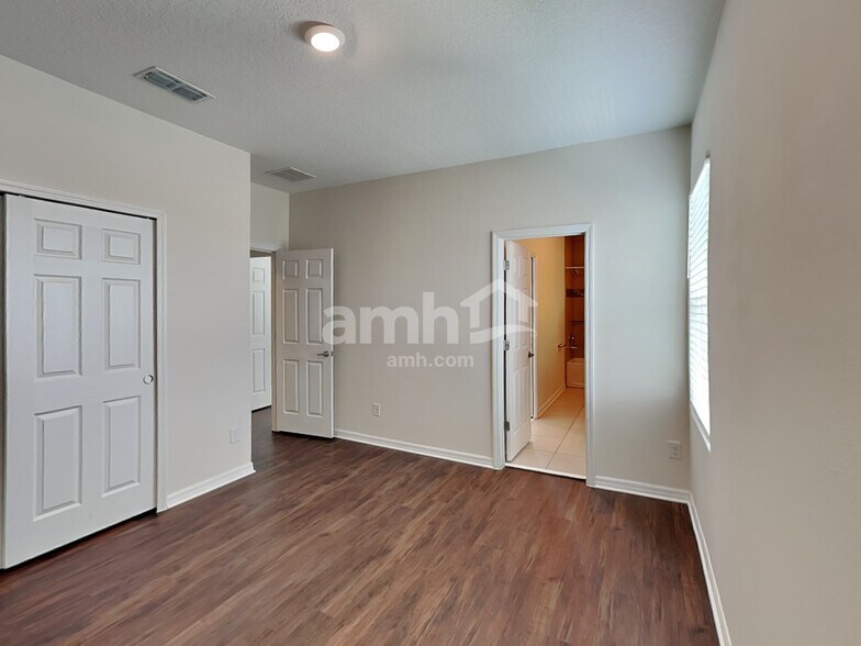 Building Photo - 5405 Manchester Dr