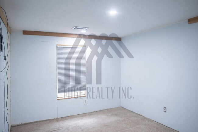 Building Photo - 2684 Bellinger Hill Rd