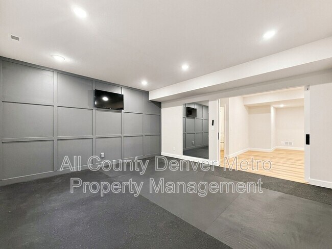 Building Photo - 9395 Antero St