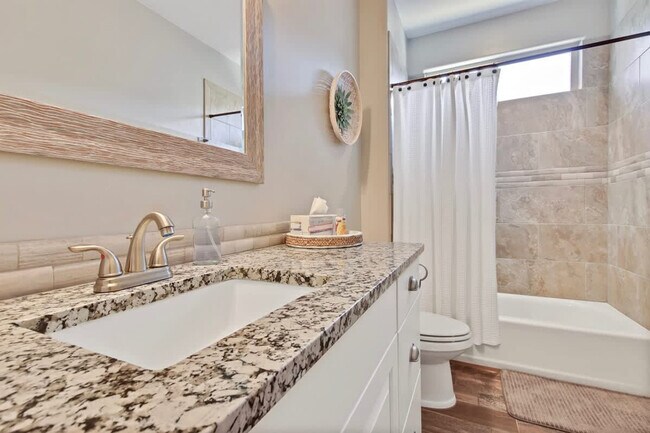 Building Photo - 3364 W 2490 S