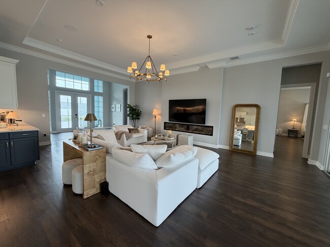 Building Photo - 8346 Puccini Way