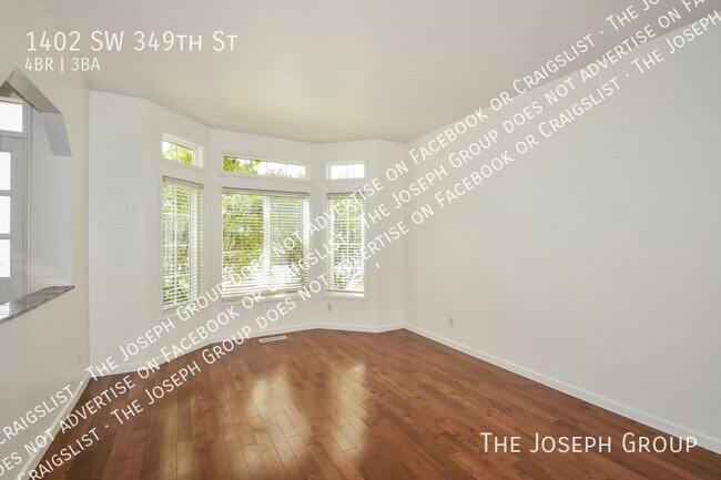 Building Photo - 1402 SW 349th St