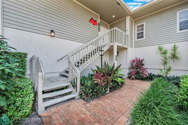 Building Photo - 7644 Elm Ridge Dr