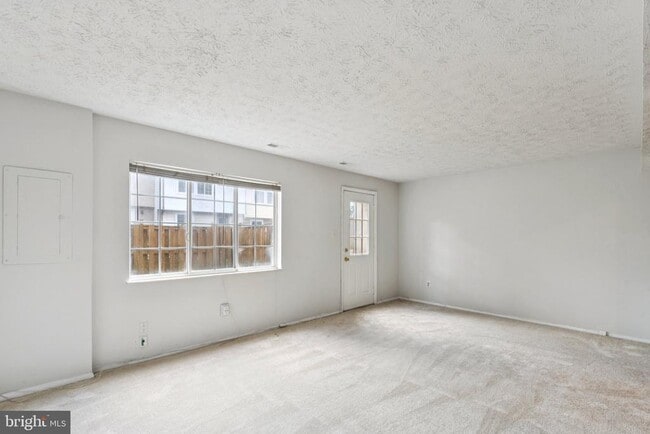 Building Photo - 7994 Tyson Oaks Cir