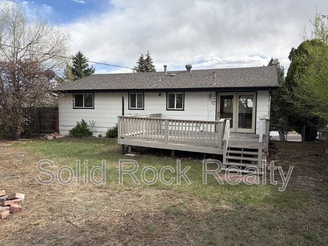 Building Photo - 3660 Brentwood Terrace