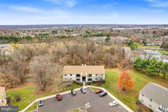 Building Photo - 408 Stockton Ct