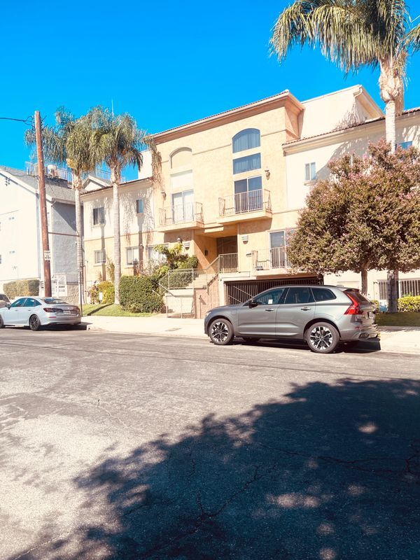 Building Photo - 8800 Etiwanda Ave