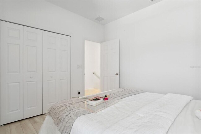 Building Photo - 5732 Skytop Dr