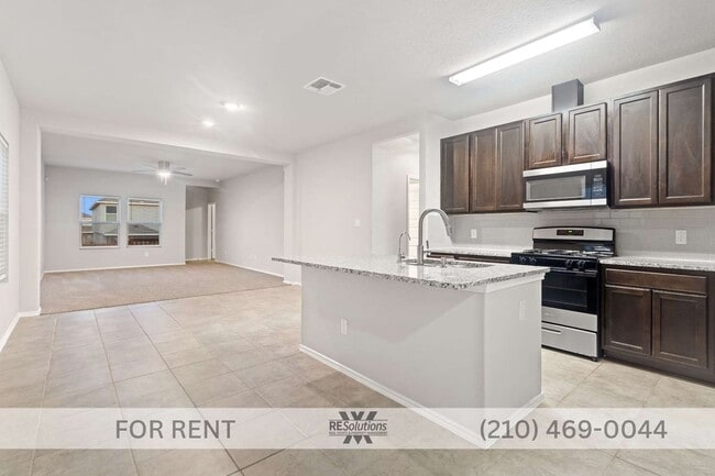 Building Photo - 5526 Daniel Wy