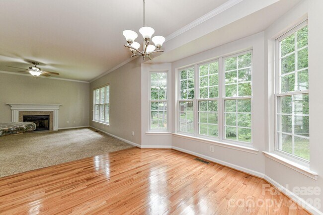 Building Photo - 10415 Blackstock Rd