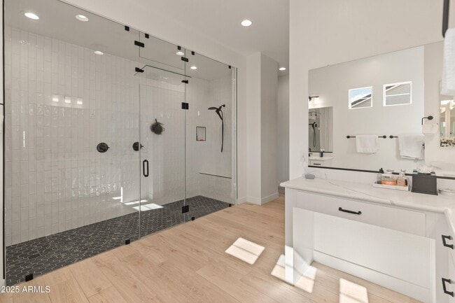 Building Photo - 4236 E Whisper Rock Trl