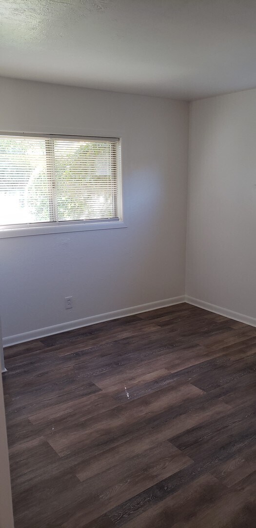 Building Photo - Excellent, Well Preserved and Restored 3 Bedroom Home - Available Soon!