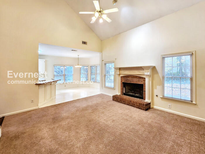 Building Photo - 1660 Cheshire Ct NW