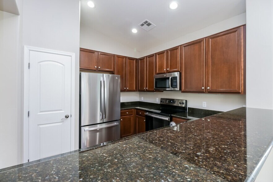 Building Photo - 4091 E Jasper Dr