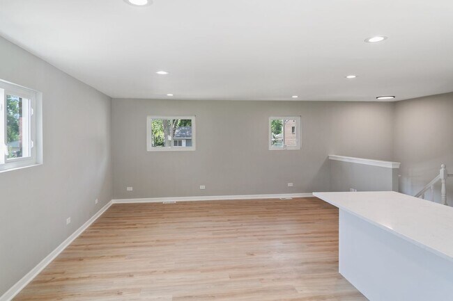 Building Photo - 118 Windsor Ln