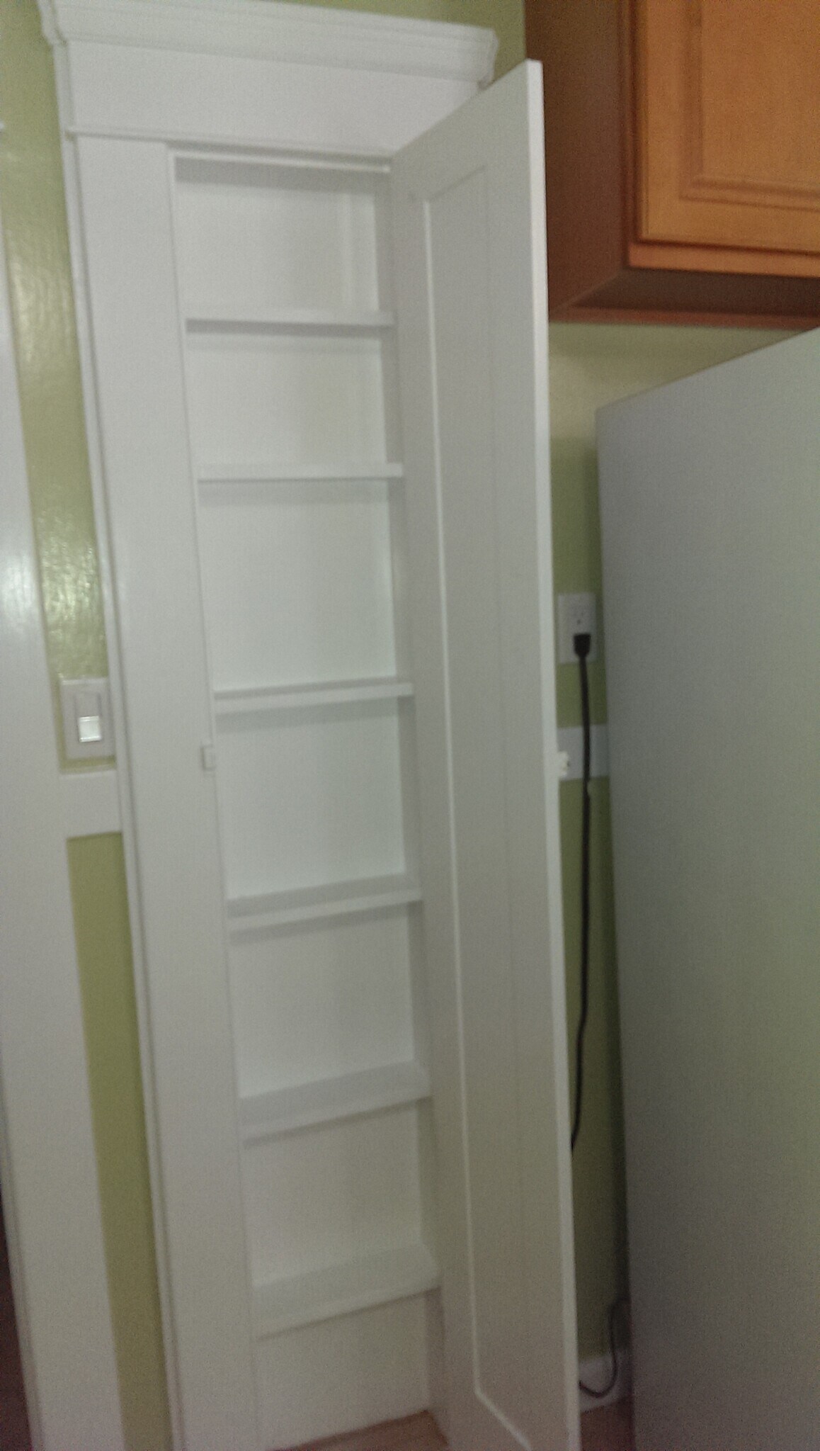 Building Photo - 915 Grand Ave