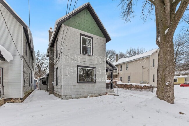 Building Photo - 51 Colfax St NE