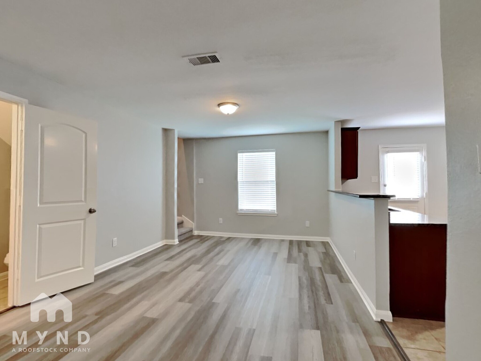 Building Photo - 5622 Rainbow Rd.