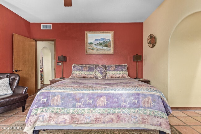 Building Photo - 10653 E Sleepy Hollow Trail