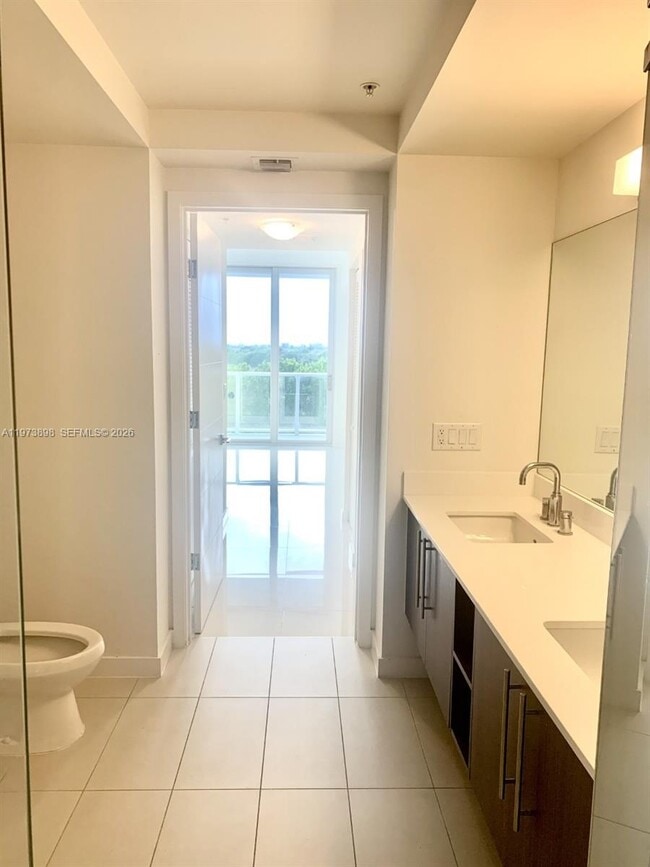 Building Photo - 7825 NW 107th Ave