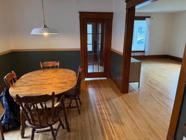 Building Photo - 1024 W Front St