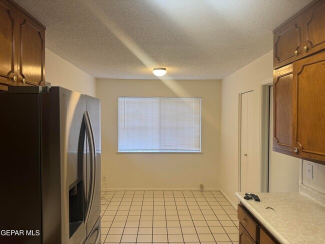 Building Photo - 8800 Sampson Ct