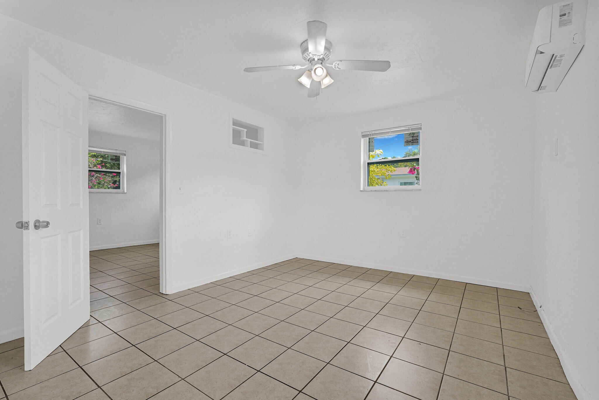Building Photo - 558 NW 90th St