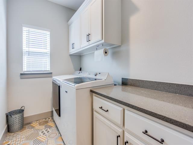 Building Photo - 405 Carneros Dr