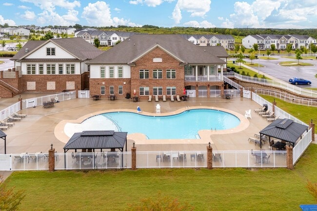 Building Photo - $500 OFF Your First Month's Rent! Beautiful End-Unit Townhome in Trace at Olde Towne | 3BR/3.5BA ...