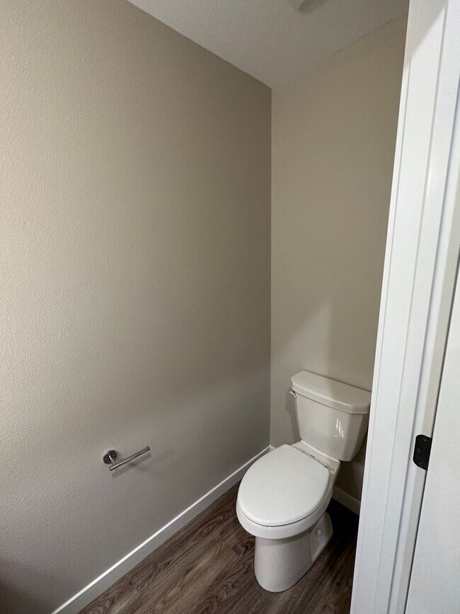 Building Photo - 1112 12th St N