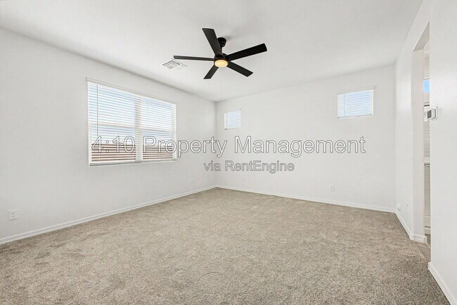 Building Photo - 4433 E Rock Daisy Ln